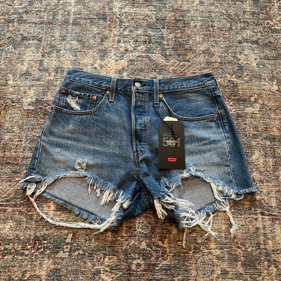 Levi's 501 High Rise Women's Jean Shorts Button Fly Size 30 - Picture 3 of 7